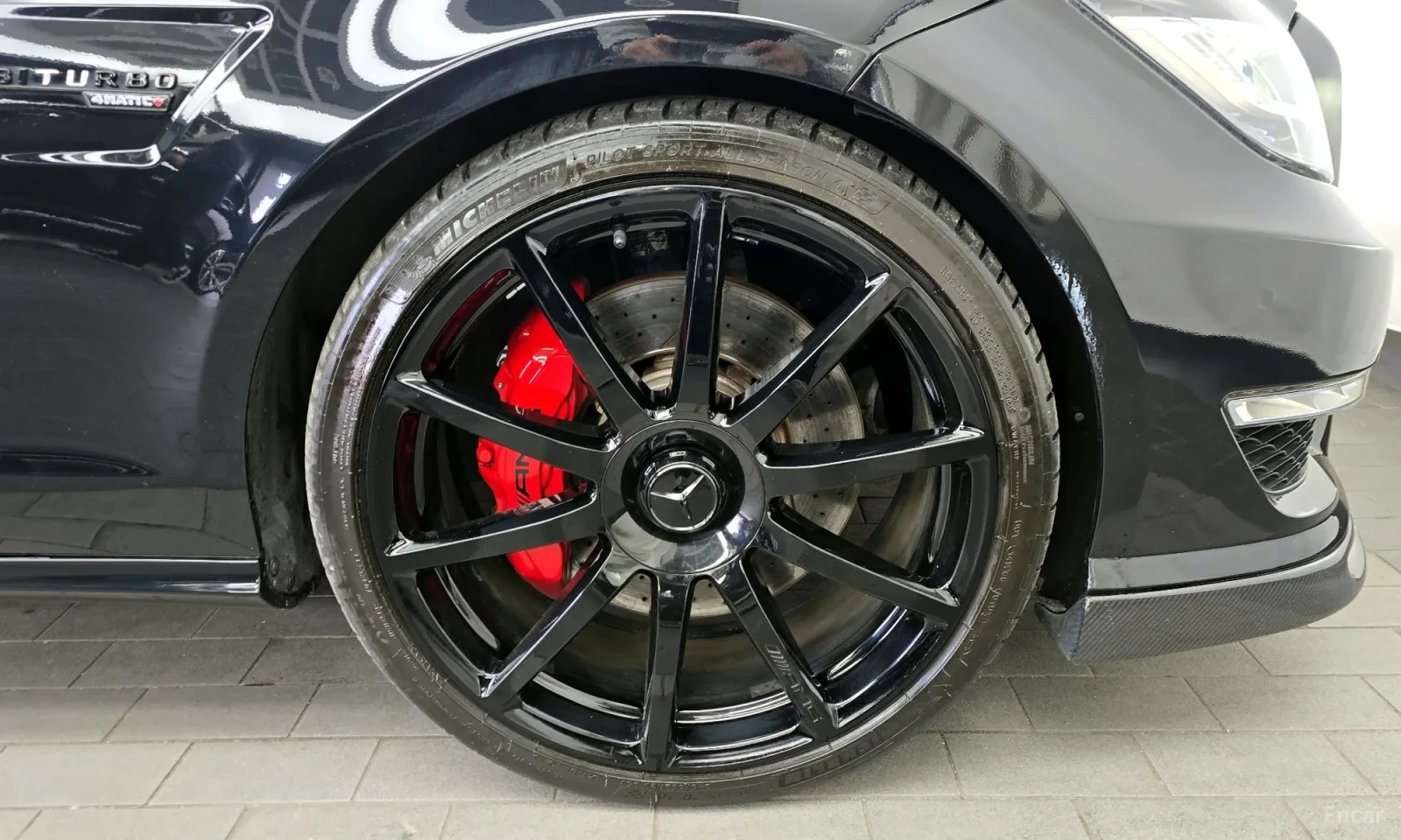 Mercedes-Benz CLS 63 AMG BLACK OPTIC* HARMAN* ОБДУХ* CARBON* КРАЙНА ЦЕНА, снимка 5 - Автомобили и джипове - 54073328