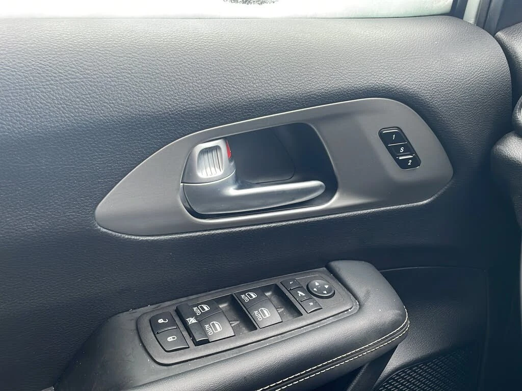 Chrysler Pacifica Hybrid* Premium S* ����������* (���� �� ��) | Mobile.bg � ����������� 13