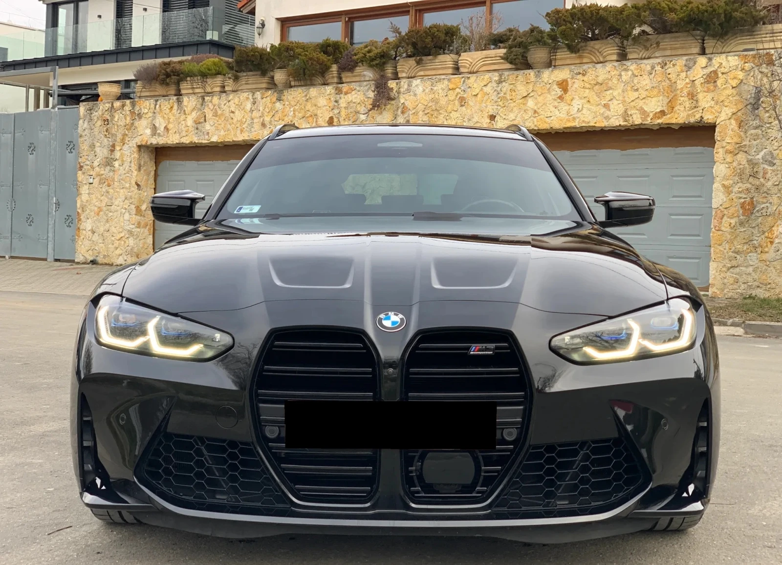 BMW M3 Competition xDrive Touring, снимка 2 - Автомобили и джипове - 54609395