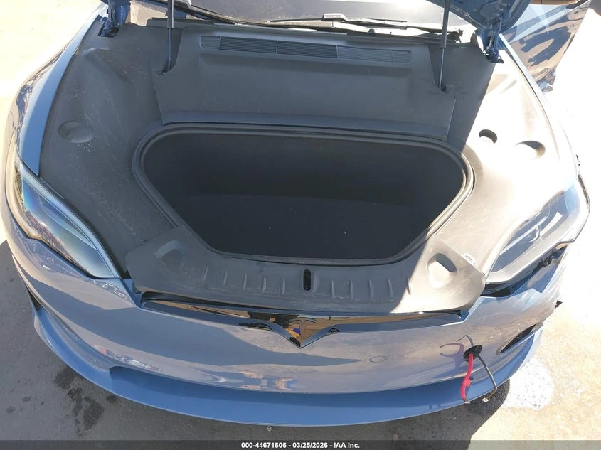 Tesla Model S All-Wheel Drive, снимка 10 - Автомобили и джипове - 54672719