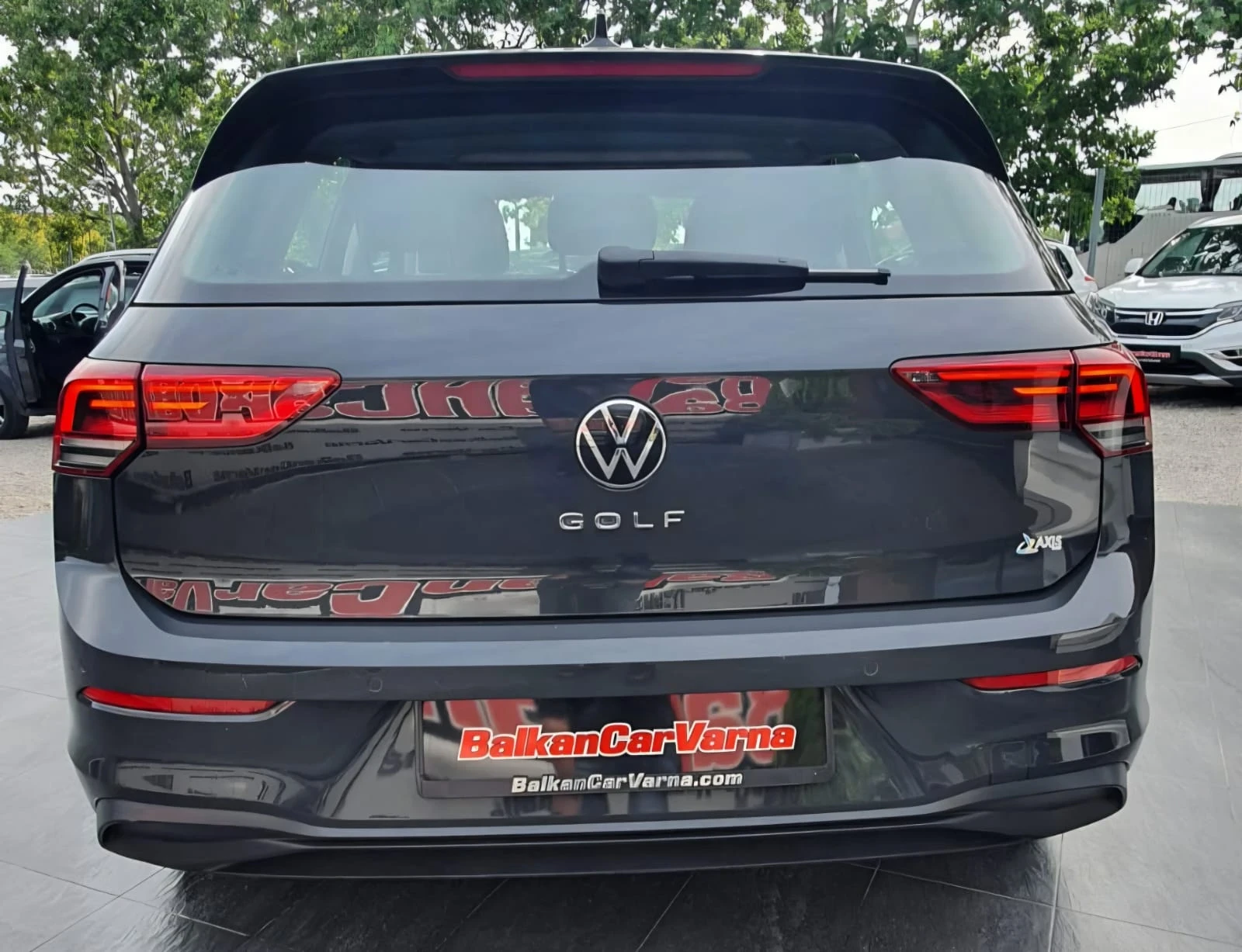 VW Golf 8ser. 2.0TDI DSG Life, снимка 4 - Автомобили и джипове - 54773981