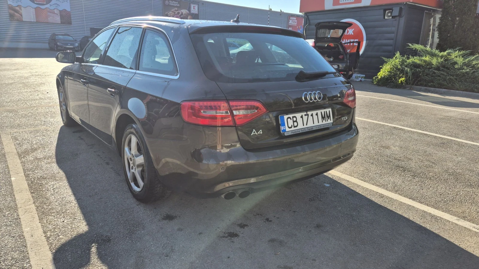 Audi A4, снимка 3 - Автомобили и джипове - 55613536