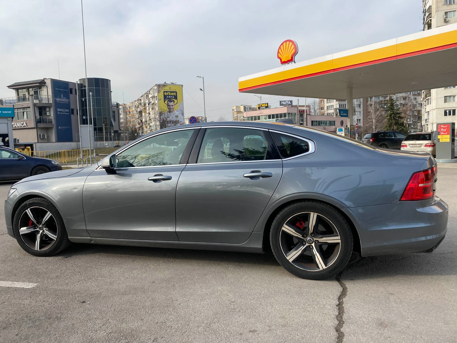 Volvo S90 D3 | R Design | CarPlay | ACC | Обслужена, снимка 13 - Автомобили и джипове - 56369073
