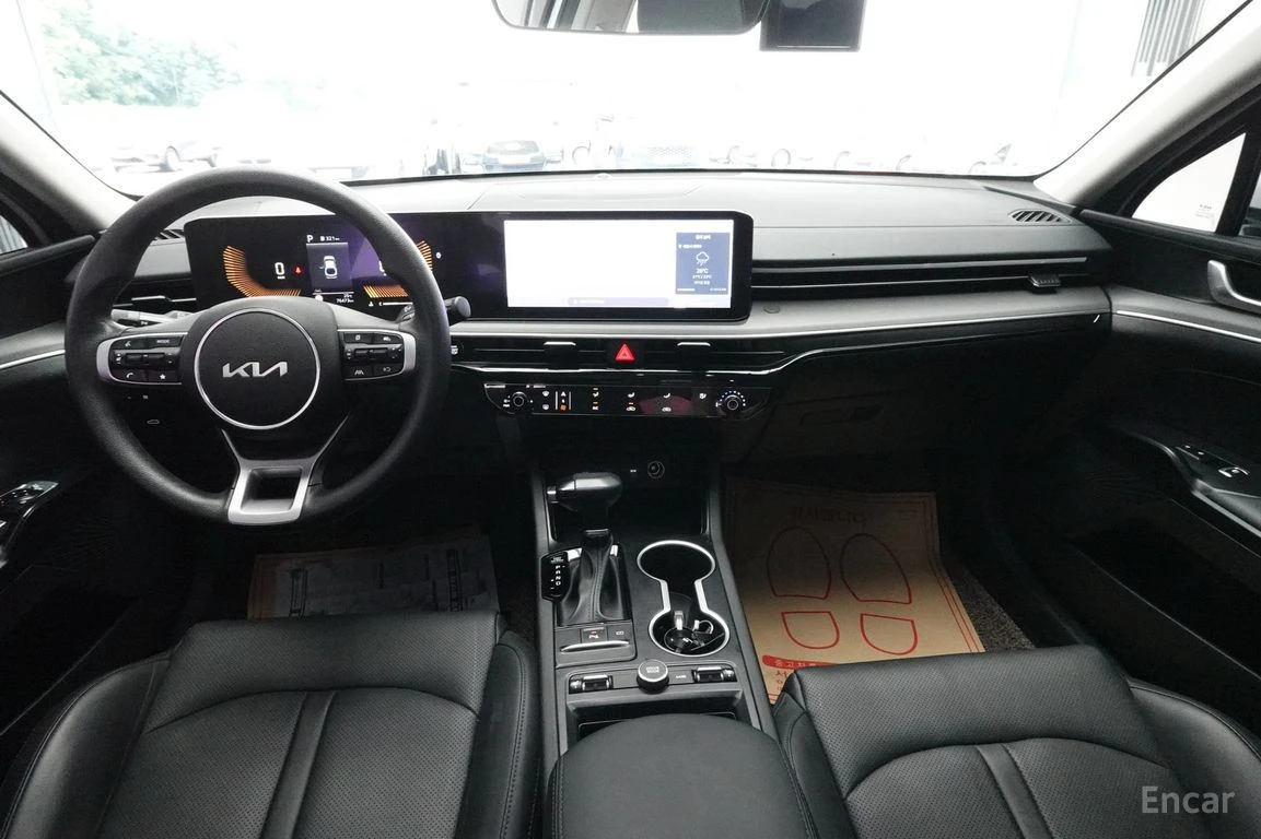 Kia K5 2.0* LPI* ПОДГРЕВ* КАМЕРА* КЕЙЛЕС* LANE* ASSIST* , снимка 8 - Автомобили и джипове - 55905608