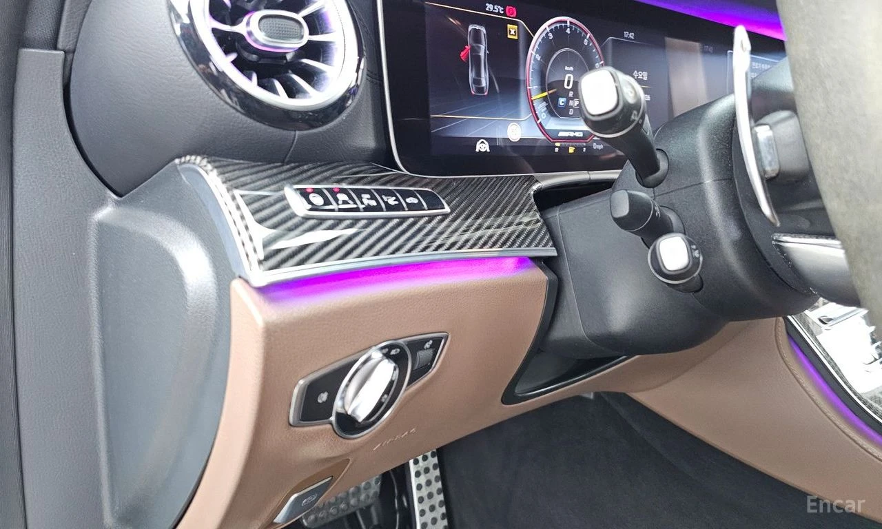 Mercedes-Benz E 63 AMG 4MATIC+ BURMESTER* ОБДУХВАНЕ* LANE* ASSIST* , снимка 6 - Автомобили и джипове - 55972914