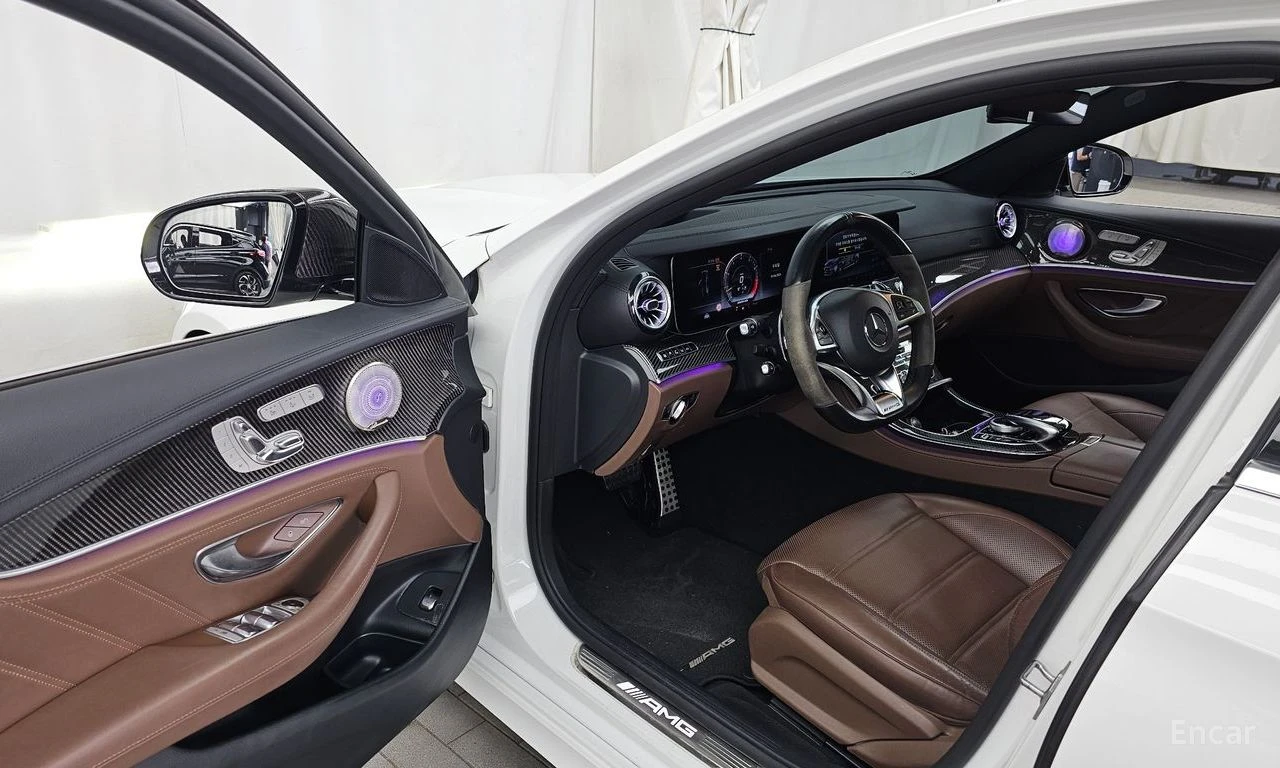 Mercedes-Benz E 63 AMG 4MATIC+ BURMESTER* ОБДУХВАНЕ* LANE* ASSIST* , снимка 5 - Автомобили и джипове - 55972914
