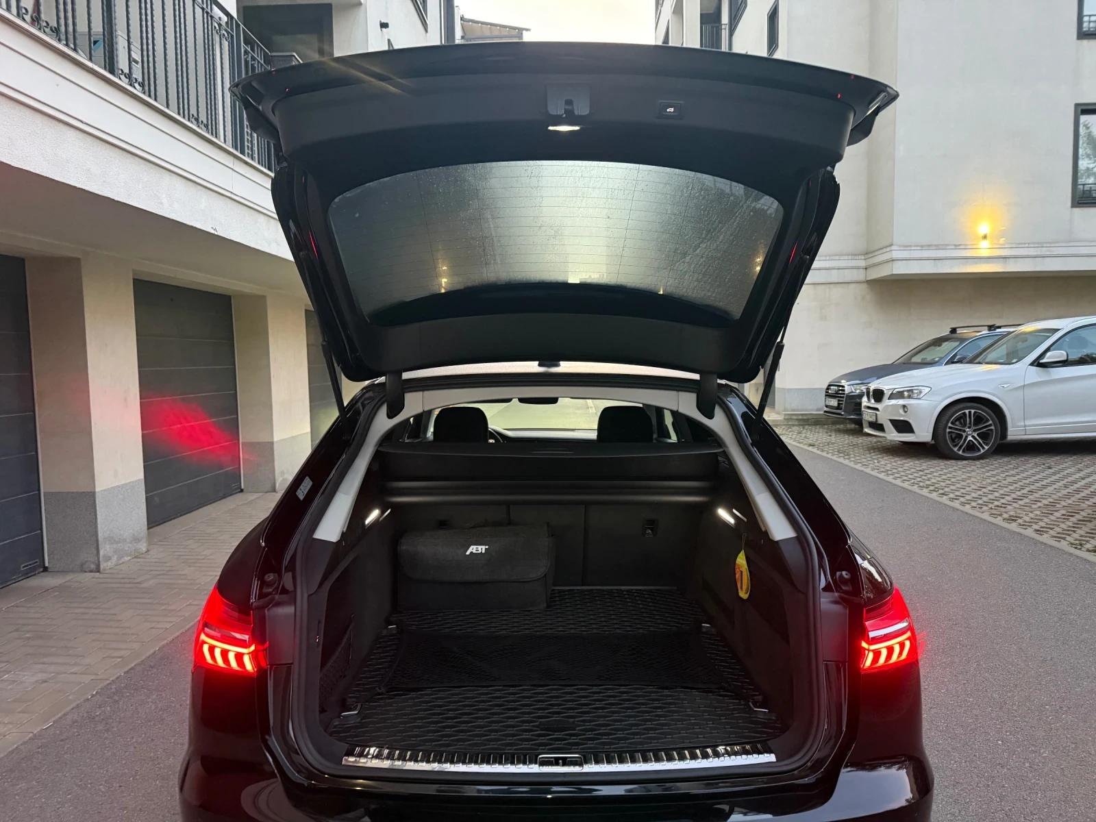 Audi A6 C8, снимка 5 - Автомобили и джипове - 56576462
