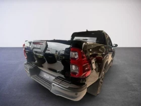 Toyota Hilux 2.8 MHEV DOUBLE CAB 4X4 INVINCIBLE JBL 360, снимка 4