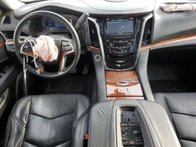 Cadillac Escalade  LUXURY| СЕРВИЗНА ИСТОРИЯ| СЪДЕЙСТВИЕ ЗА ЧАСТИ, снимка 8