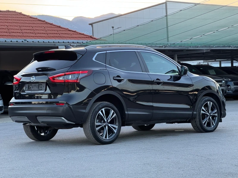 Nissan Qashqai 1.7DCI 4х4 АВТОМАТ ПАНОРАМА, снимка 4 - Автомобили и джипове - 47907017