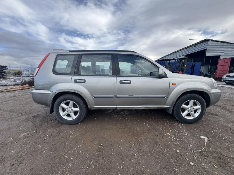 Nissan X-trail, снимка 7 - Автомобили и джипове - 52635522