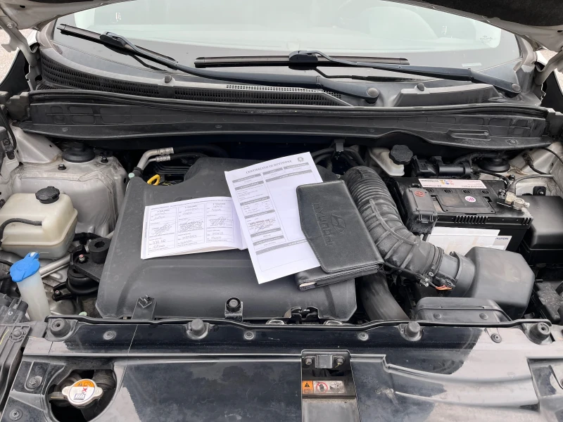 Hyundai IX35 4X4 АВТОМАТИК KEYLESS NAVI  КАМЕРА, снимка 10 - Автомобили и джипове - 52790613