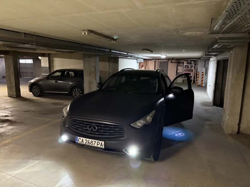 Infiniti Fx 37, снимка 8 - Автомобили и джипове - 52893995