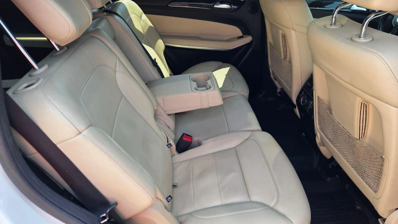 Mercedes-Benz GLS 500 4MATIC* КОжа* Подгрев* Обдухване* Кейлес* Blind Sp, снимка 11 - Автомобили и джипове - 53514709