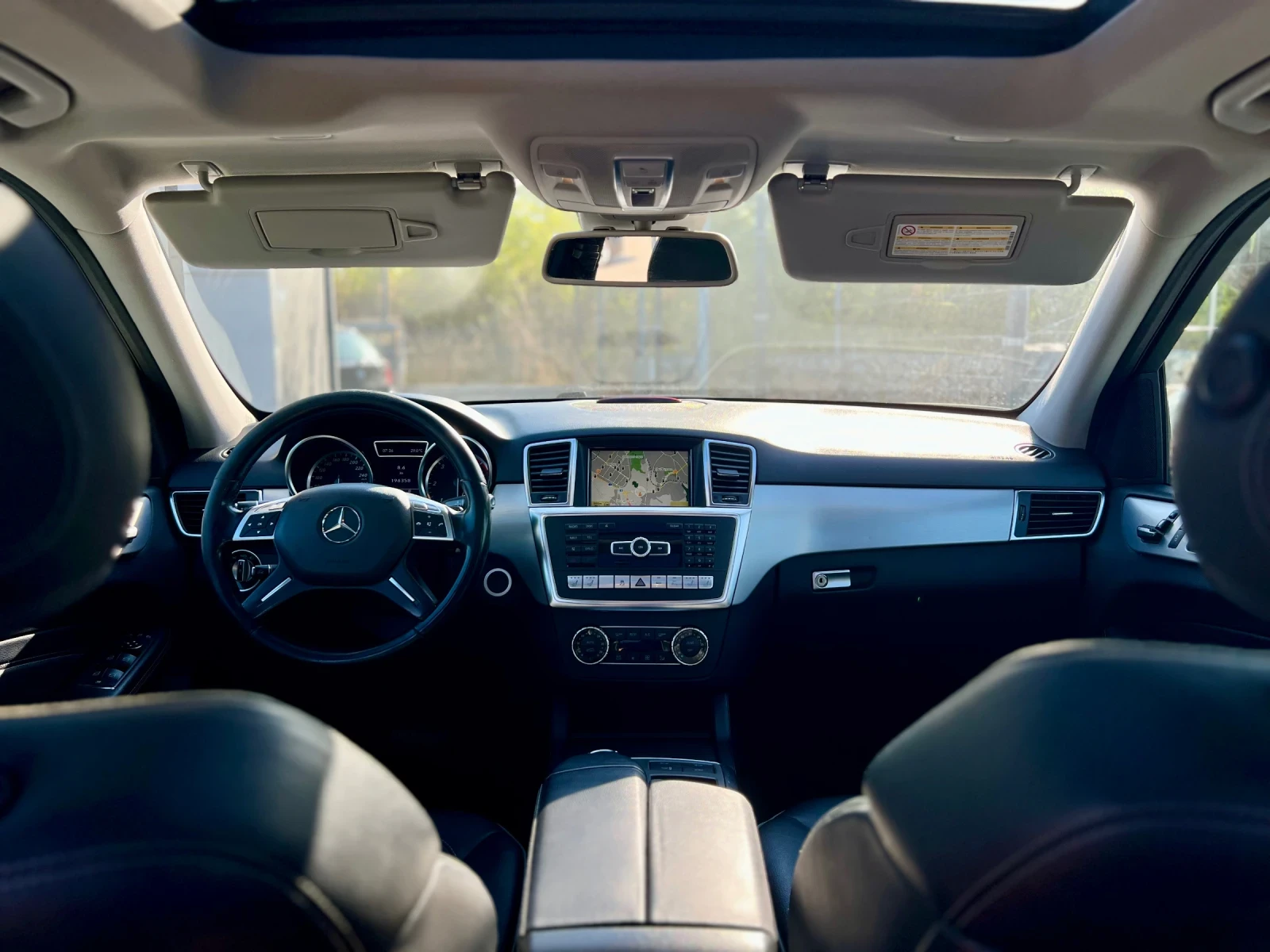 Mercedes-Benz ML 350 DISTRONIC + / ПАНОРАМА / ПОДГРЕВ & ОБДУХВАНЕ / TOP - изображение 7