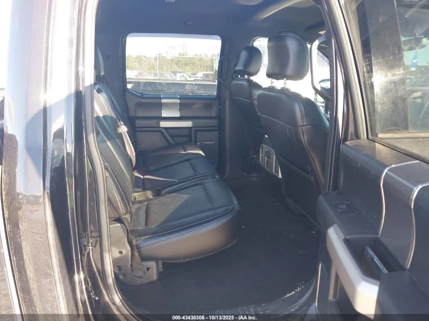 Ford F150 LARIAT 4x4 - изображение 8