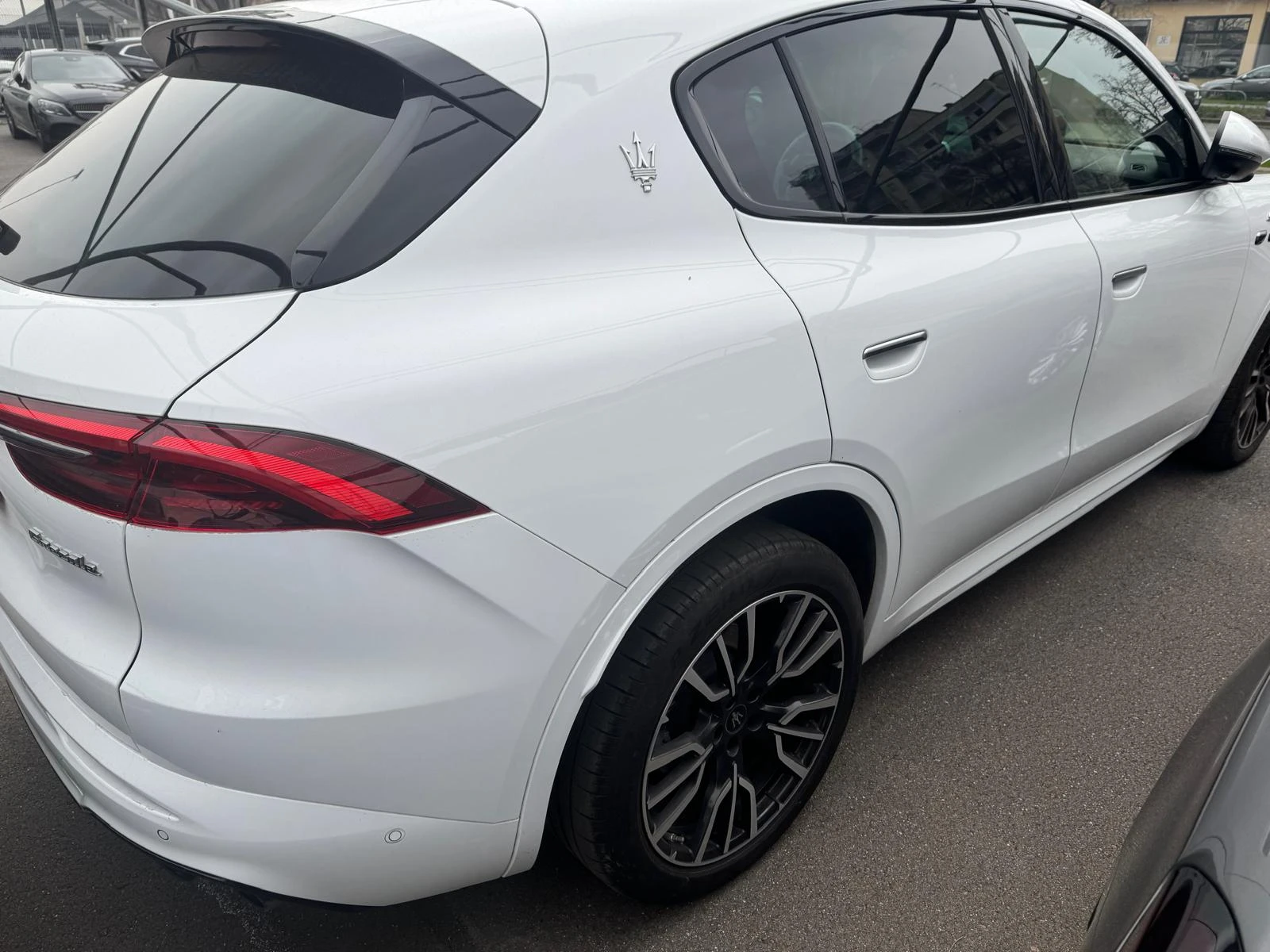 Maserati Grecale GT AWD - изображение 4