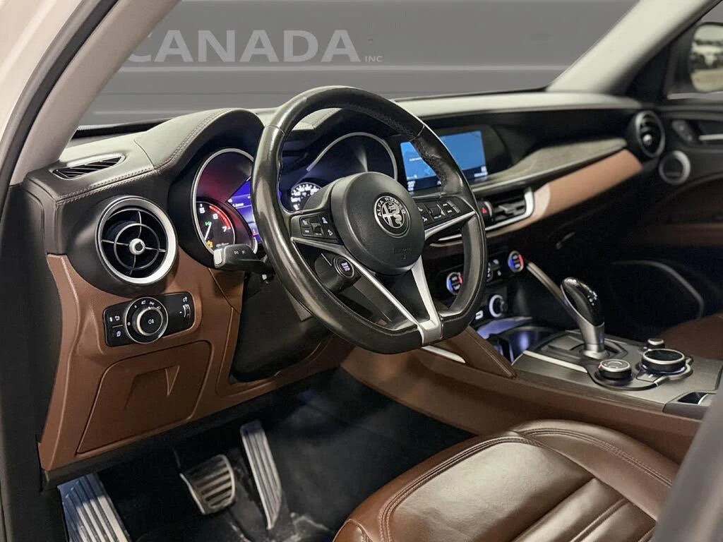 Alfa Romeo Stelvio TI LUSSO* HARMAN/KARDON* ПОДГРЕВ* КАМЕРА* ПАНОРАМА, снимка 7 - Автомобили и джипове - 54241017