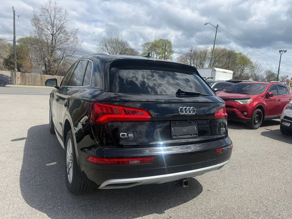 Audi Q5  quattro Premium, снимка 5 - Автомобили и джипове - 54519207