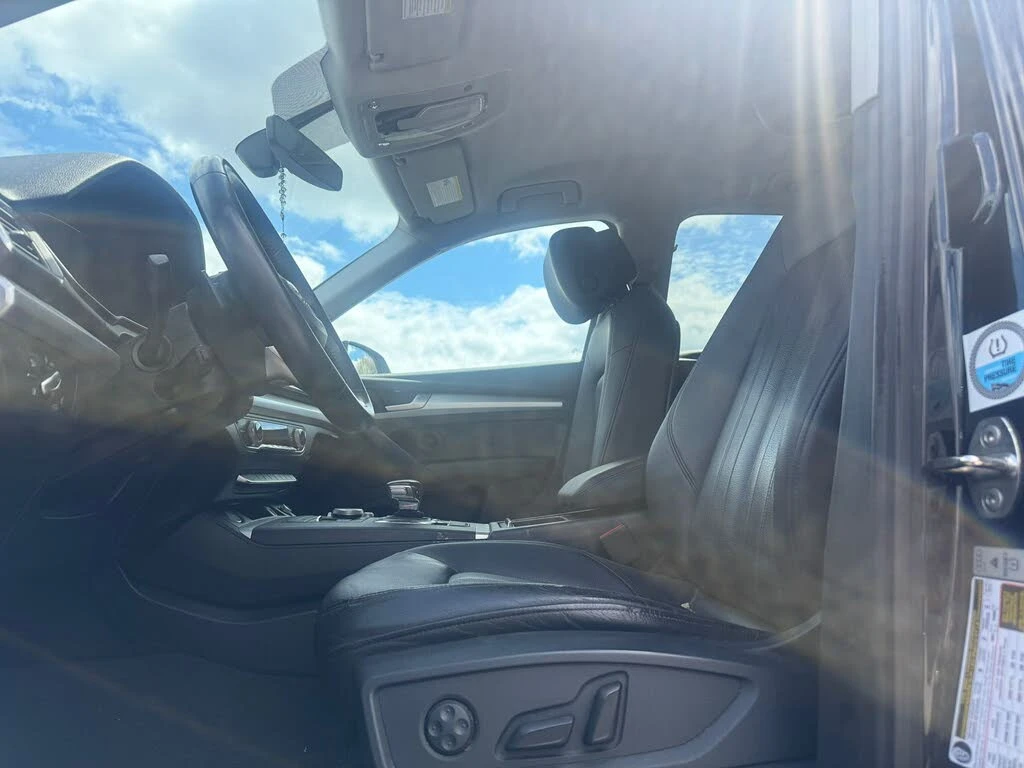 Audi Q5  quattro Premium, снимка 9 - Автомобили и джипове - 54519207