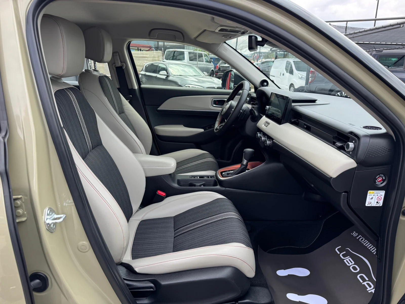 Honda Hr-v HYBRID-FULL LED-KEYLESS-BLIND SPOT-ПОДГРЕВ-FULL, снимка 17 - Автомобили и джипове - 54653362
