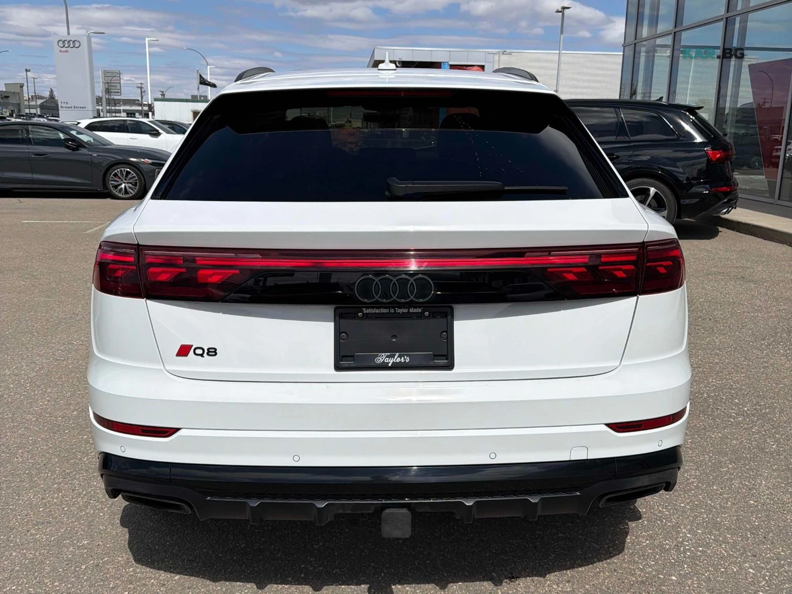 Audi Q8 TECHNIIK РЕГИСТРАЦИЯ & АВТО КРЕДИТ, снимка 5 - Автомобили и джипове - 54751229