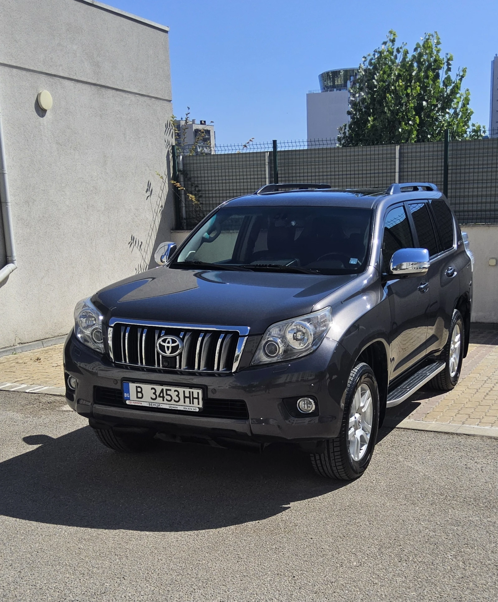 Toyota Land cruiser 60th Anniversary 6+ 1 J150 Luxury Keyless