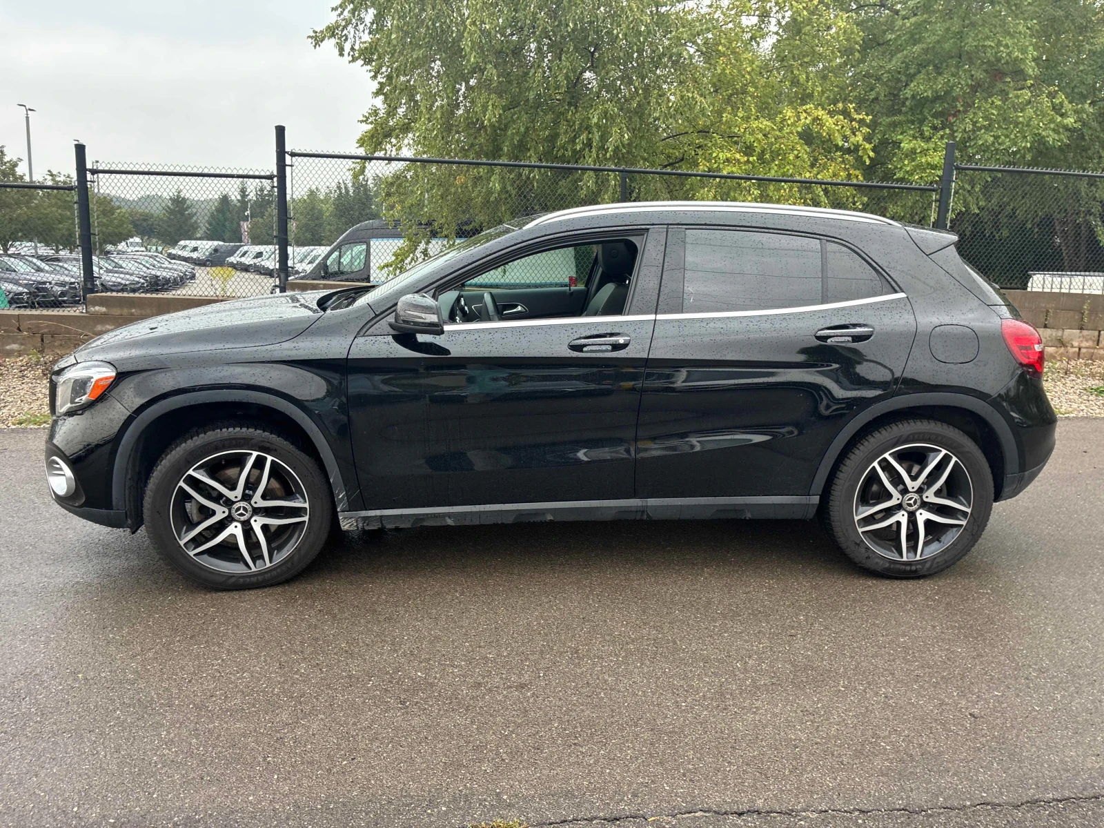 Mercedes-Benz GLA 250 CARFAX/ОТ ПРЕДСТАВИТЕЛСТВО/КЛИП, снимка 2 - Автомобили и джипове - 55932410