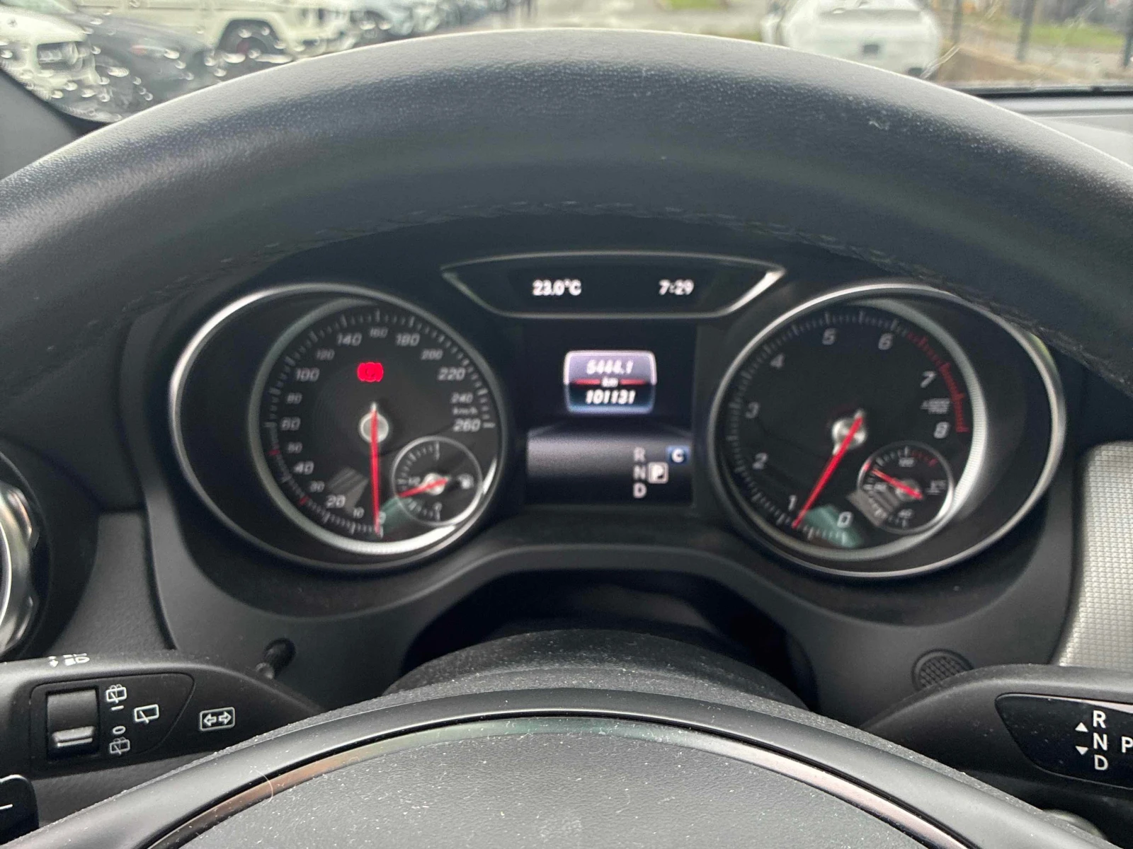 Mercedes-Benz GLA 250 CARFAX/ОТ ПРЕДСТАВИТЕЛСТВО/КЛИП, снимка 8 - Автомобили и джипове - 55932410