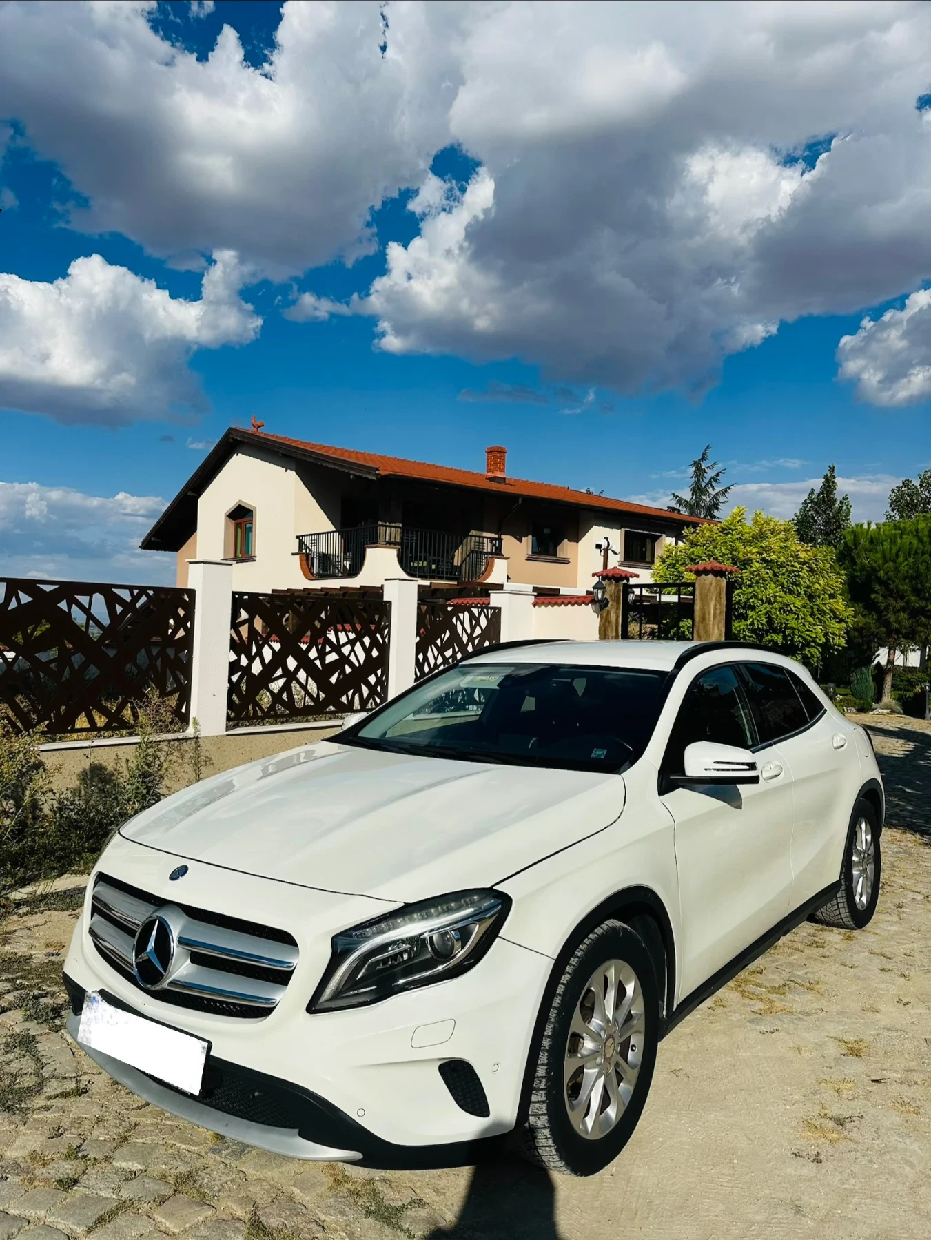 Mercedes-Benz GLA 220, снимка 5 - Автомобили и джипове - 56025081