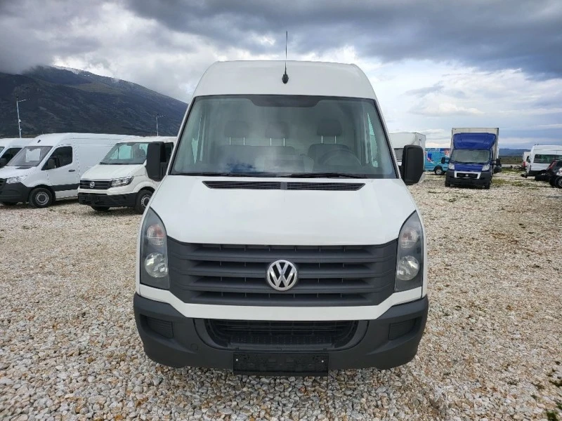 VW Crafter, снимка 8 - Бусове и автобуси - 40254770