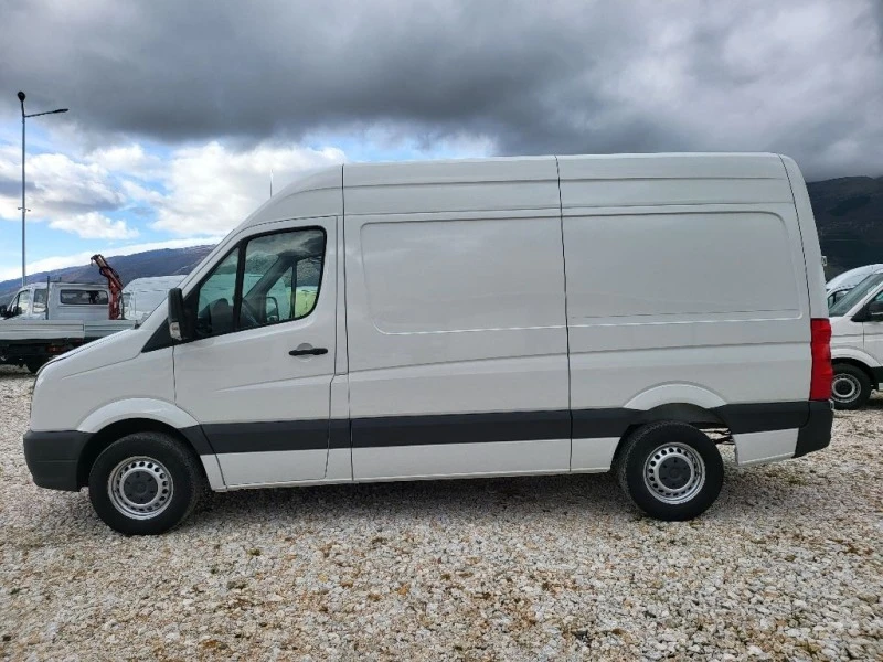 VW Crafter, снимка 2 - Бусове и автобуси - 40254770