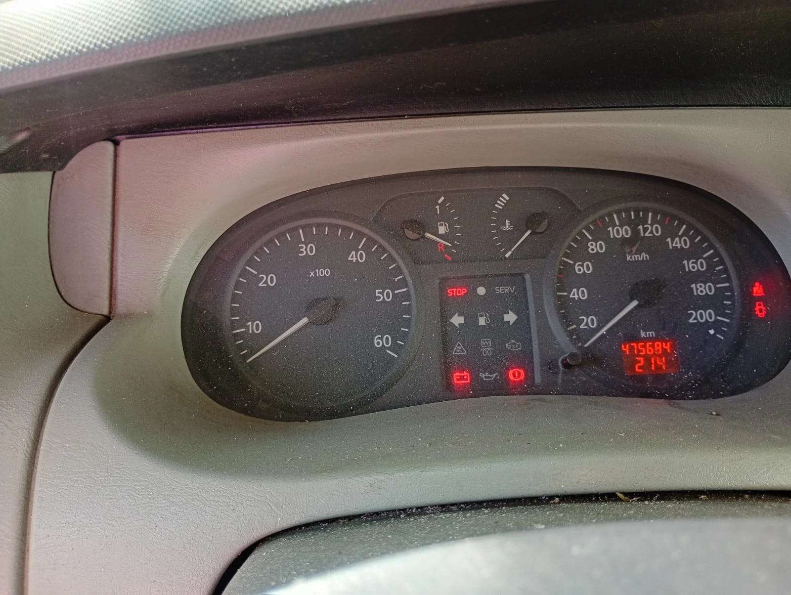 Renault Trafic 1.9DCI - изображение 8