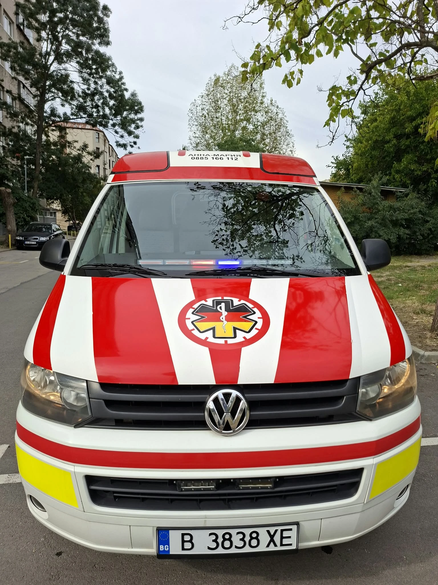 VW Transporter T5.1 facelift 2.0 TDI , снимка 4 - Бусове и автобуси - 56220651