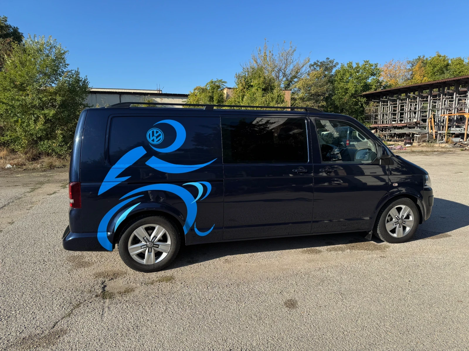 VW Transporter Т5 Highline Facelift , снимка 9 - Бусове и автобуси - 56460066