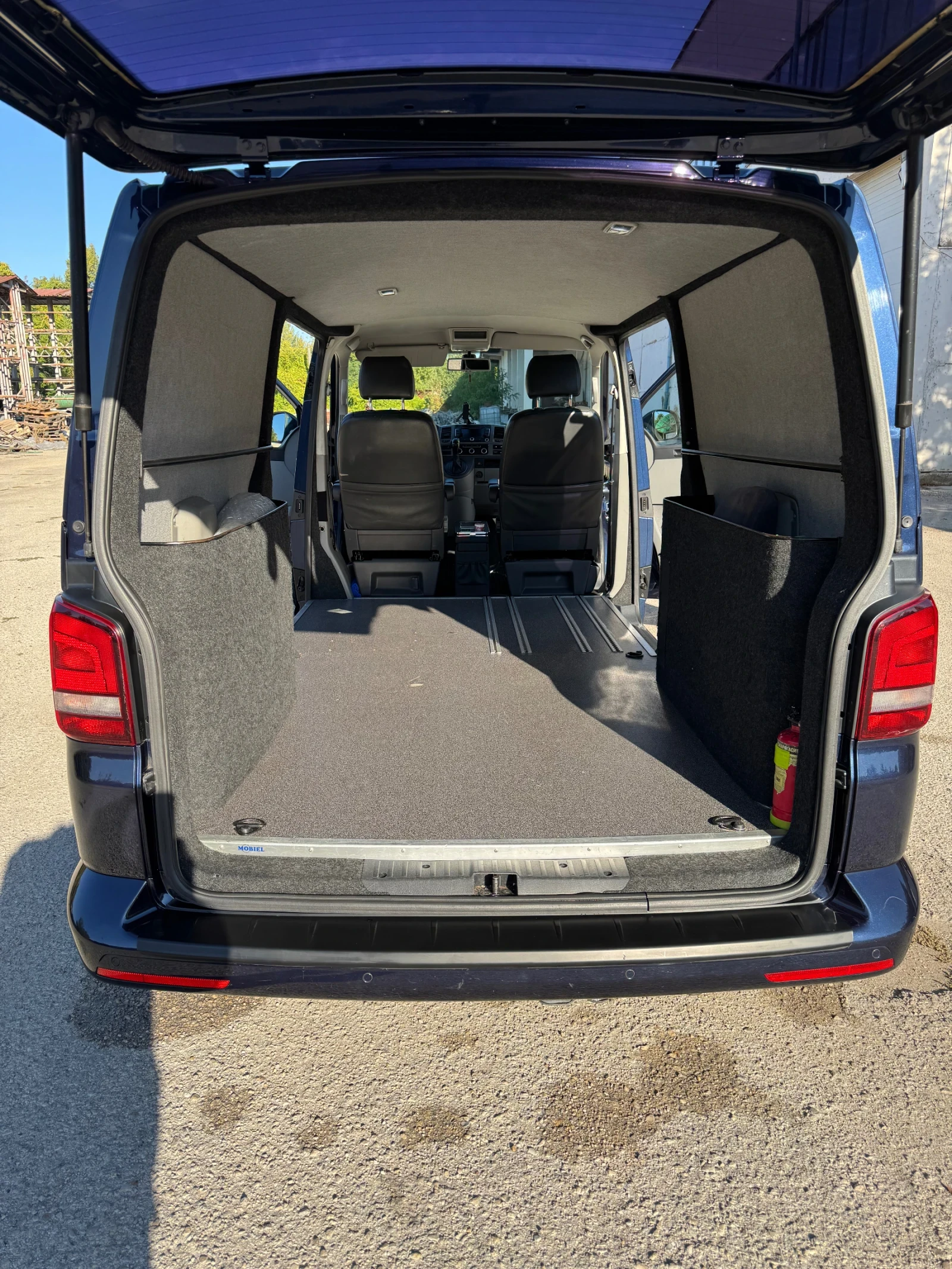 VW Transporter Т5 Highline Facelift , снимка 14 - Бусове и автобуси - 56460066