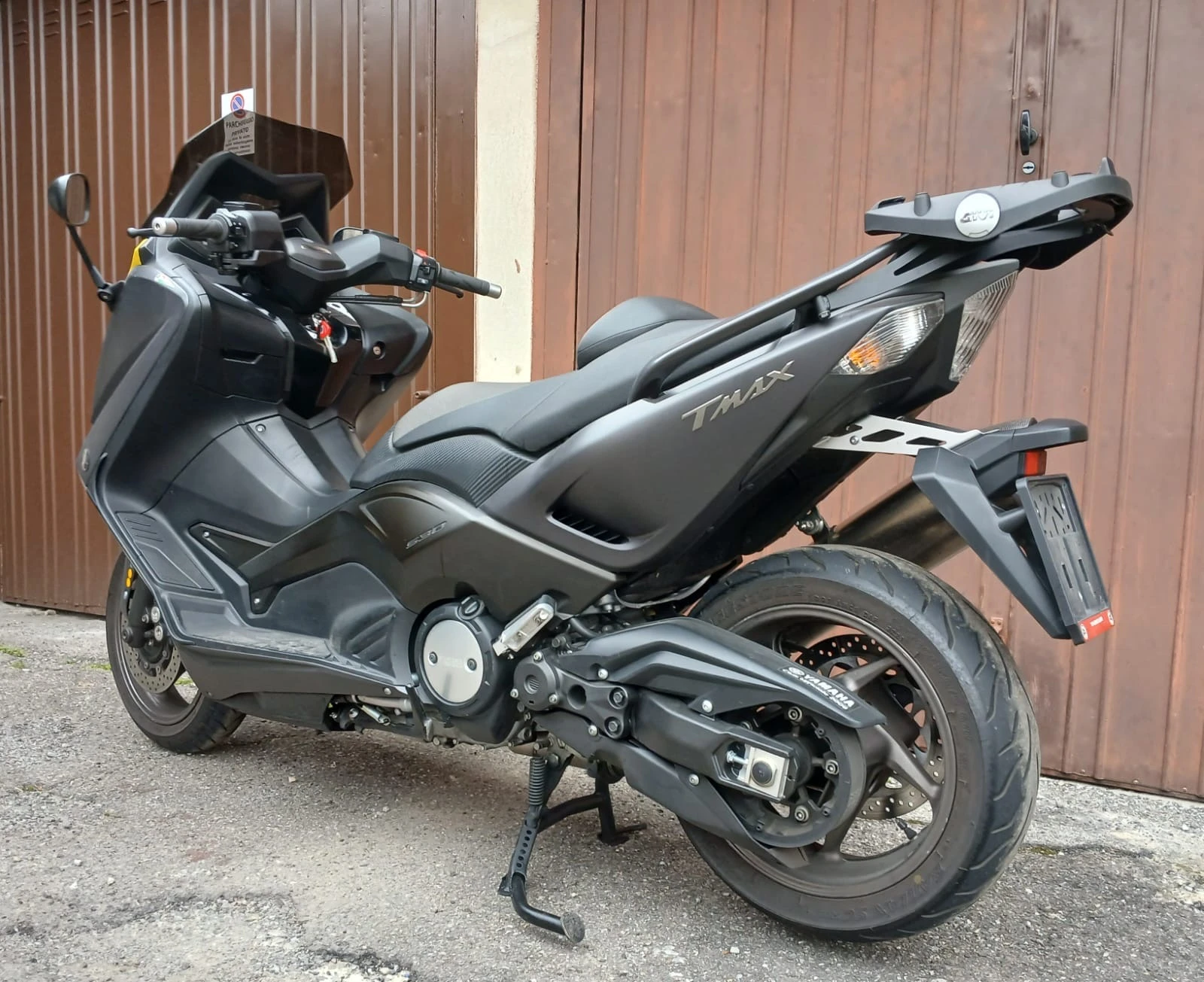 Yamaha T-max 530i ABS Akrapovic, снимка 7 - Мотоциклети и мототехника - 53718784