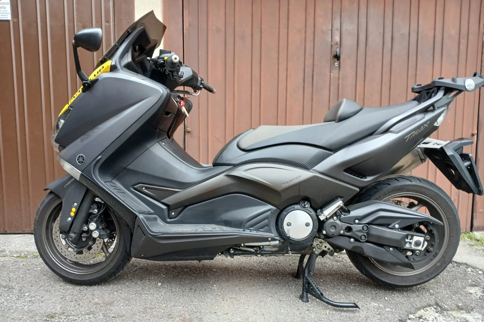 Yamaha T-max 530i ABS Akrapovic, снимка 6 - Мотоциклети и мототехника - 53718784