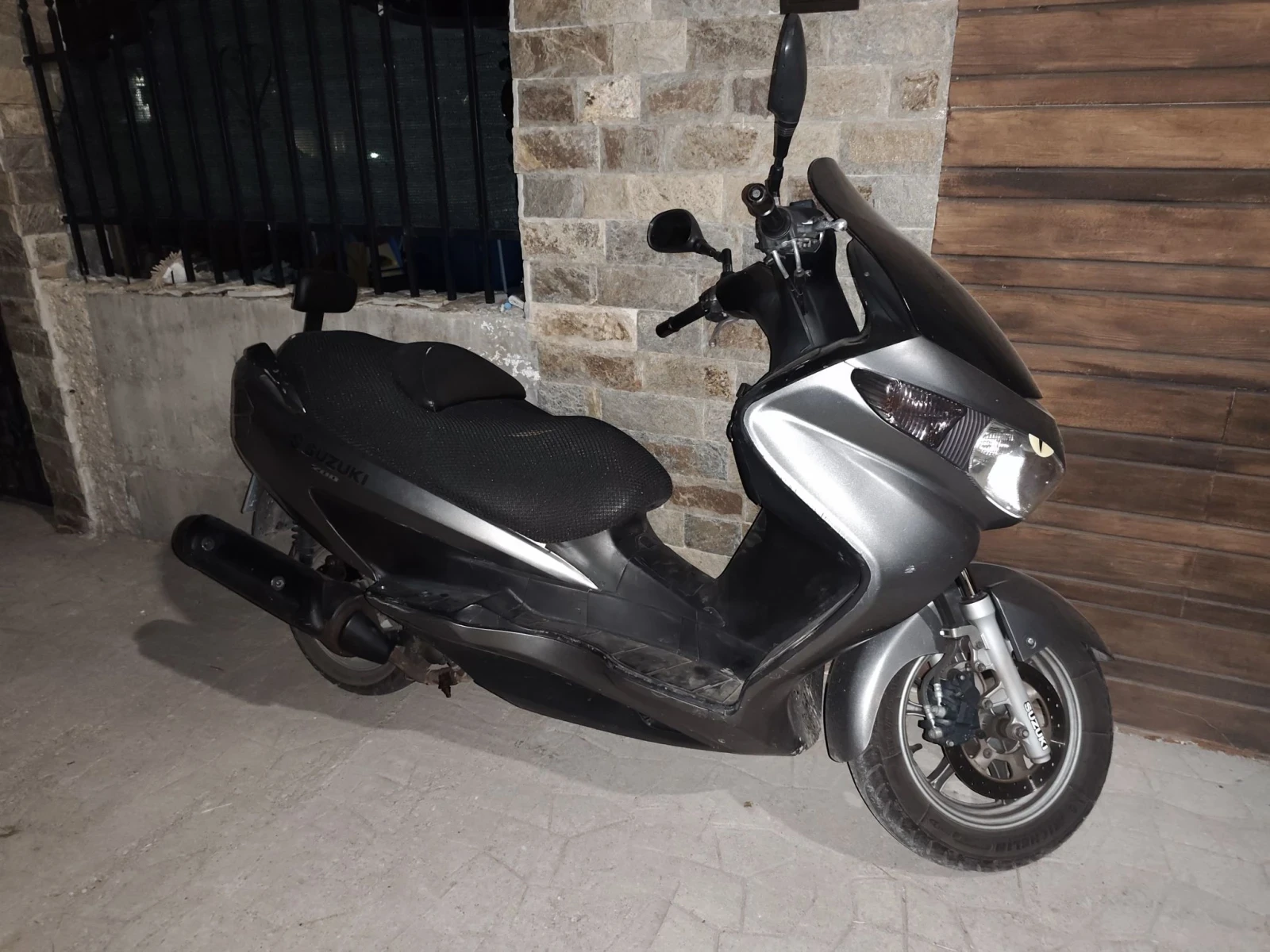 Suzuki Burgman 200i