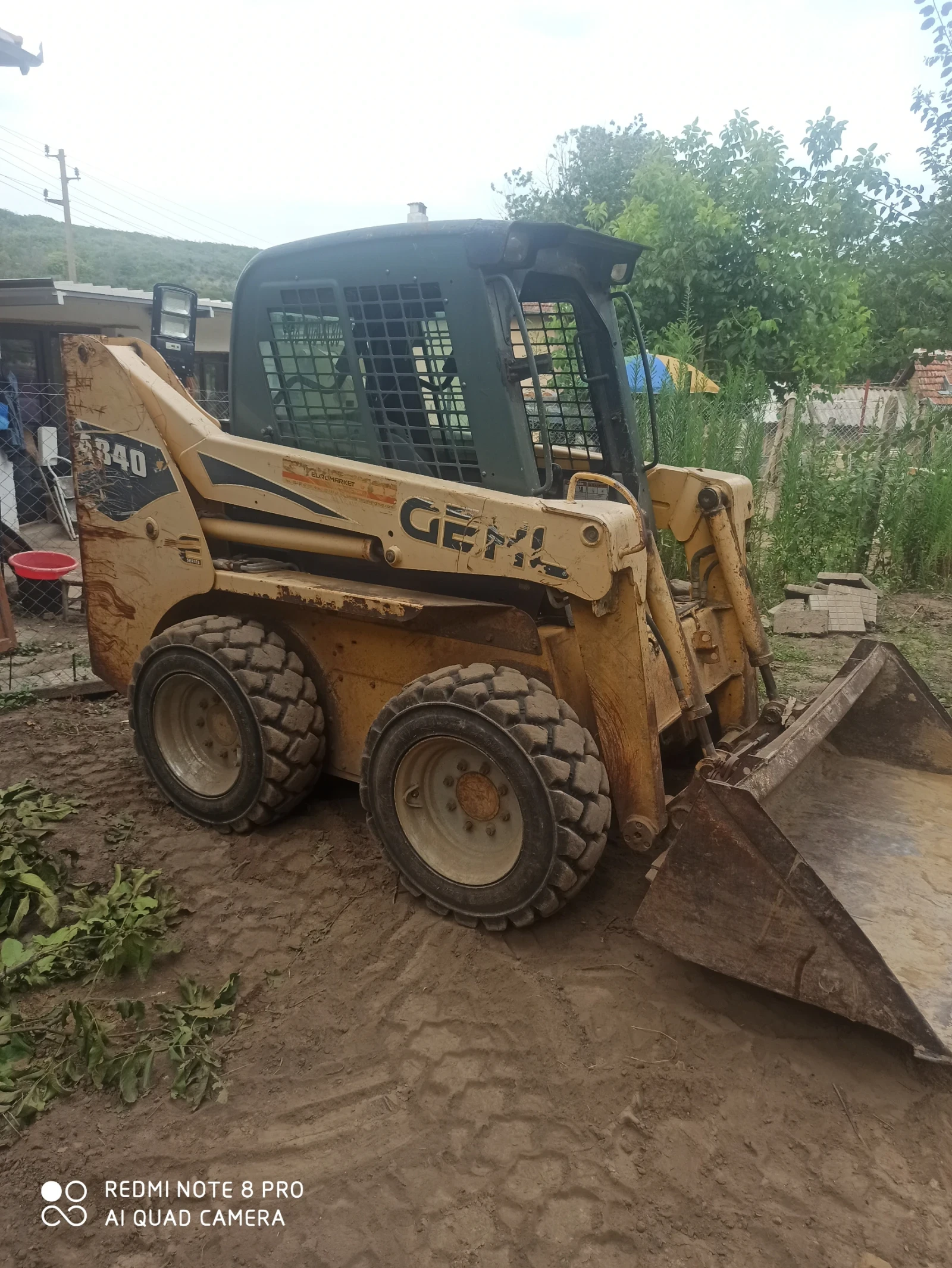 Мини челни товарачи GEHL 4840, снимка 5 - Индустриална техника - 55411408