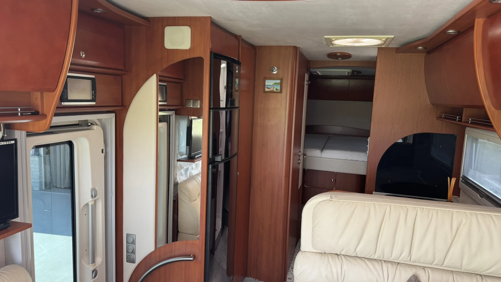 ������ Concorde Carver 821M (Centurion Style) | Mobile.bg � ����������� 17