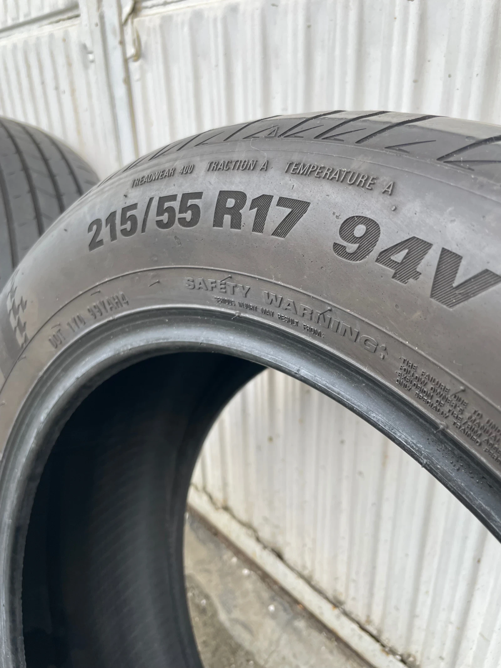Гуми Летни 215/55R17, снимка 5 - Гуми и джанти - 54735590