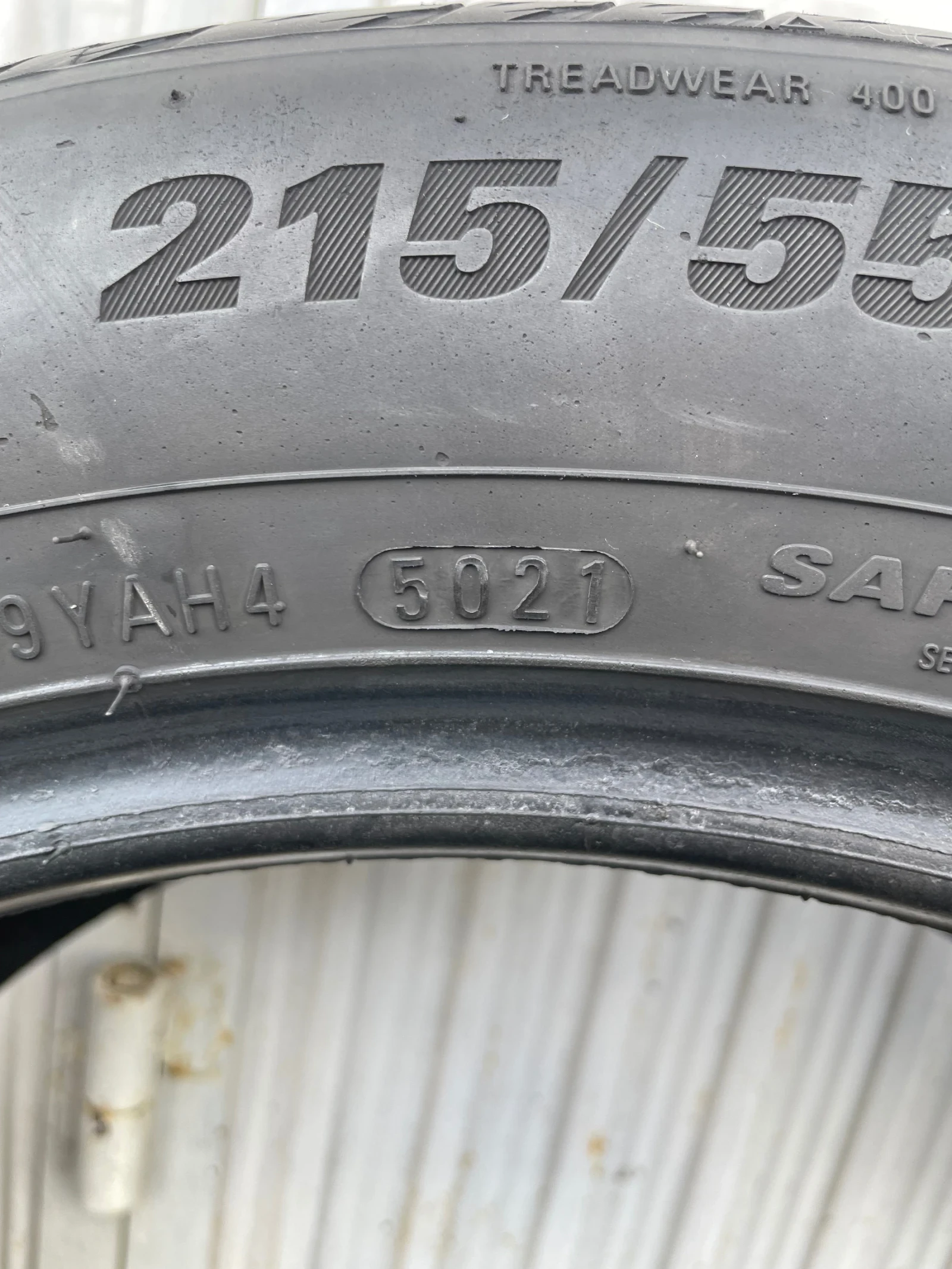 Гуми Летни 215/55R17, снимка 3 - Гуми и джанти - 54735590