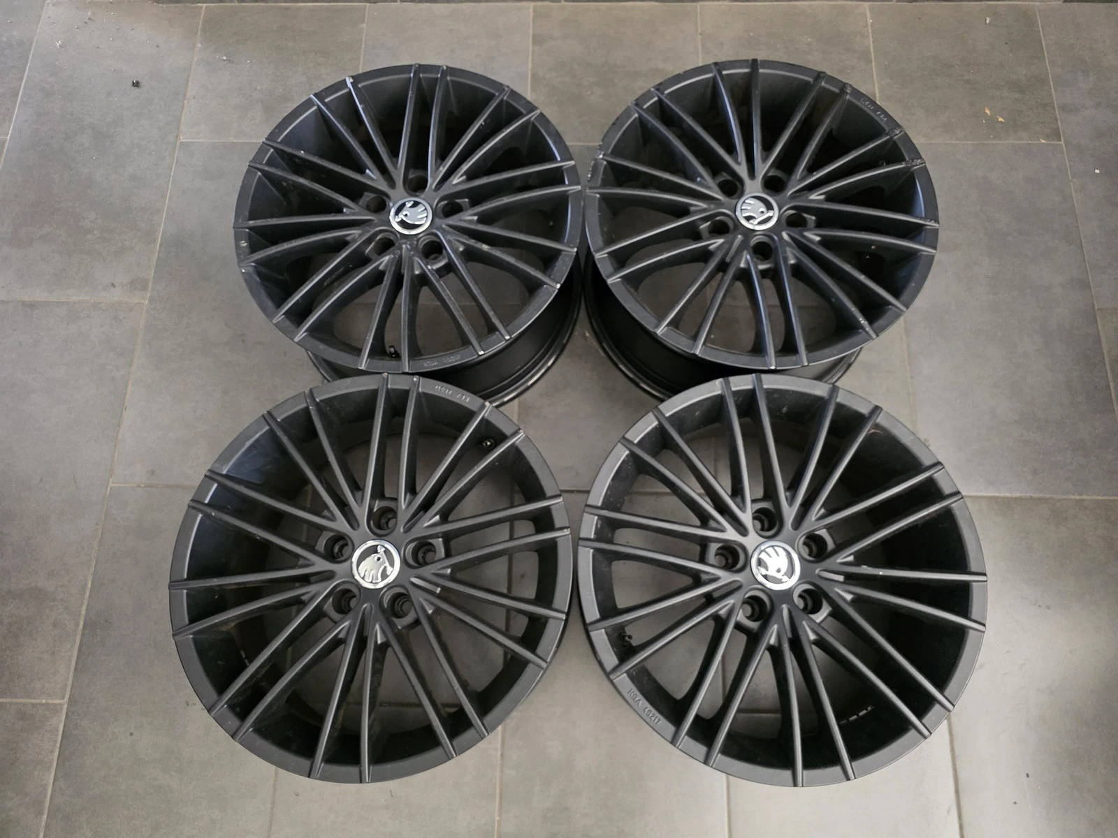 Джанти за Skoda, снимка 3 - Гуми и джанти - 56718165
