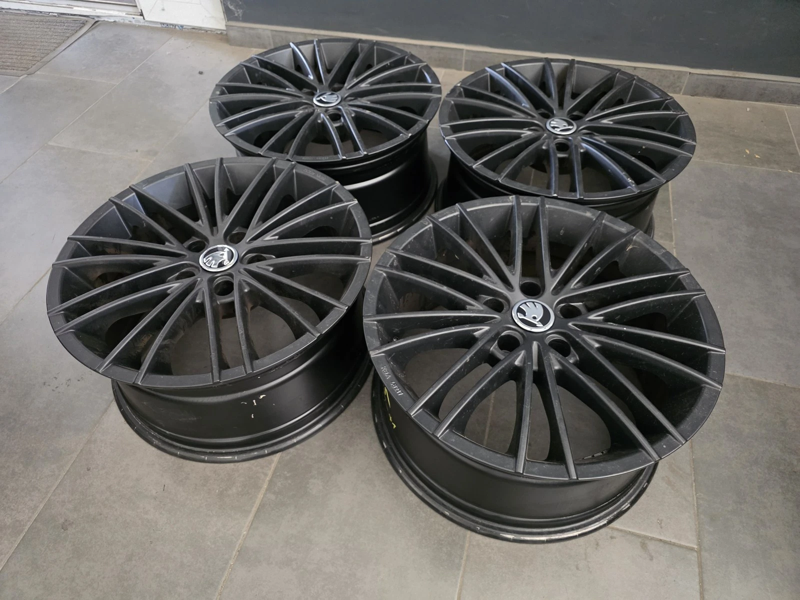Джанти за Skoda, снимка 4 - Гуми и джанти - 56718165
