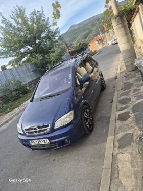 Opel Zafira 