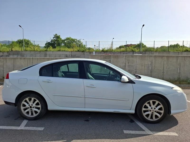 Renault Laguna, снимка 4 - Автомобили и джипове - 47365224