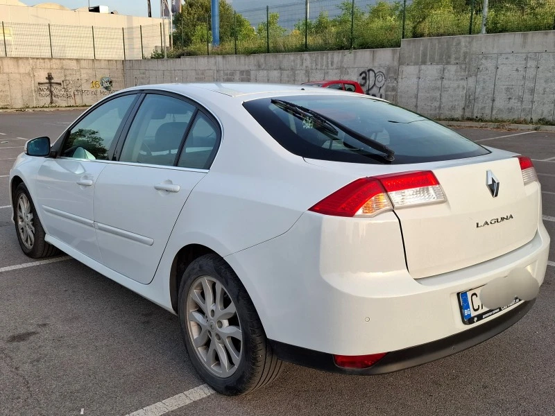 Renault Laguna, снимка 2 - Автомобили и джипове - 47365224