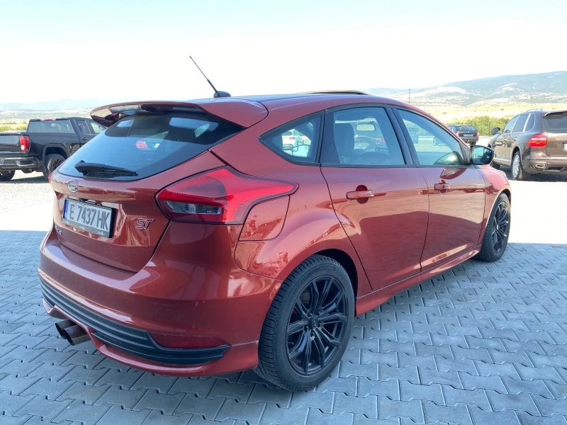 Ford Focus 2.0turbo ST line, снимка 5 - Автомобили и джипове - 46685986