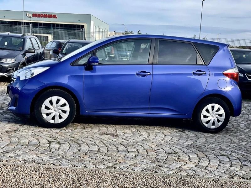 Toyota Verso S 1.3 GAZ 6-скорости, снимка 2 - Автомобили и джипове - 47278182